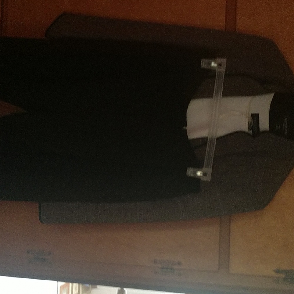 Suite - Picture 2 of 2